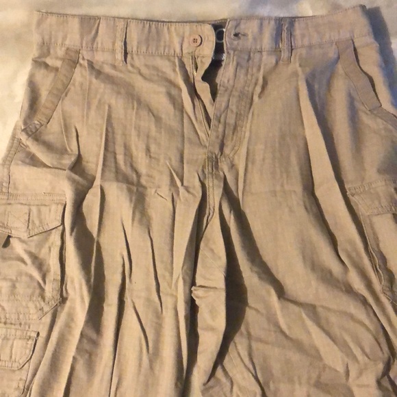 Beverly Hills Polo Club Other - Beverly Hills Polo Club. Men’s Cargo Shorts. 34.